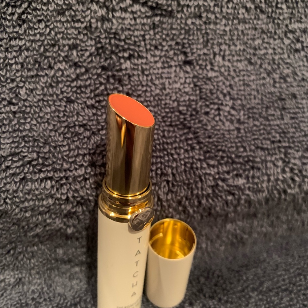 New without box! Tatcha kiss u lip tint